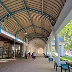 Charming With Roof Terrace In Виттель