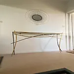 Дом отдыха Charming With Roof Terrace In Виттель