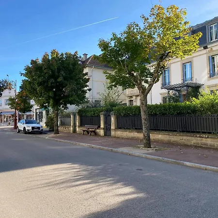 Дом отдыха Charming With Roof Terrace In *