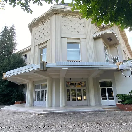 Charming With Roof Terrace In