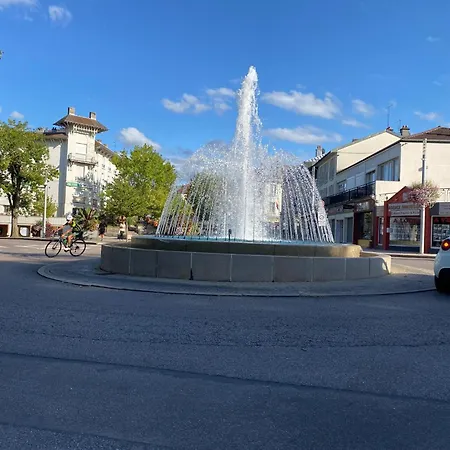 Дом отдыха Charming With Roof Terrace In *